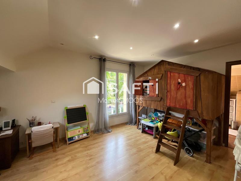 Maison - 123 m² - 6 pièces