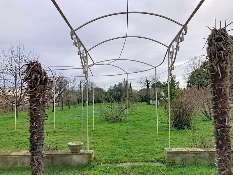 Maison - 300 m² - 12 pièces