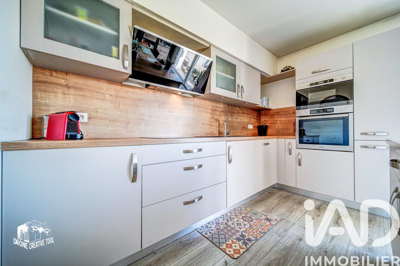 Appartement - 70 m² - 3 pièces