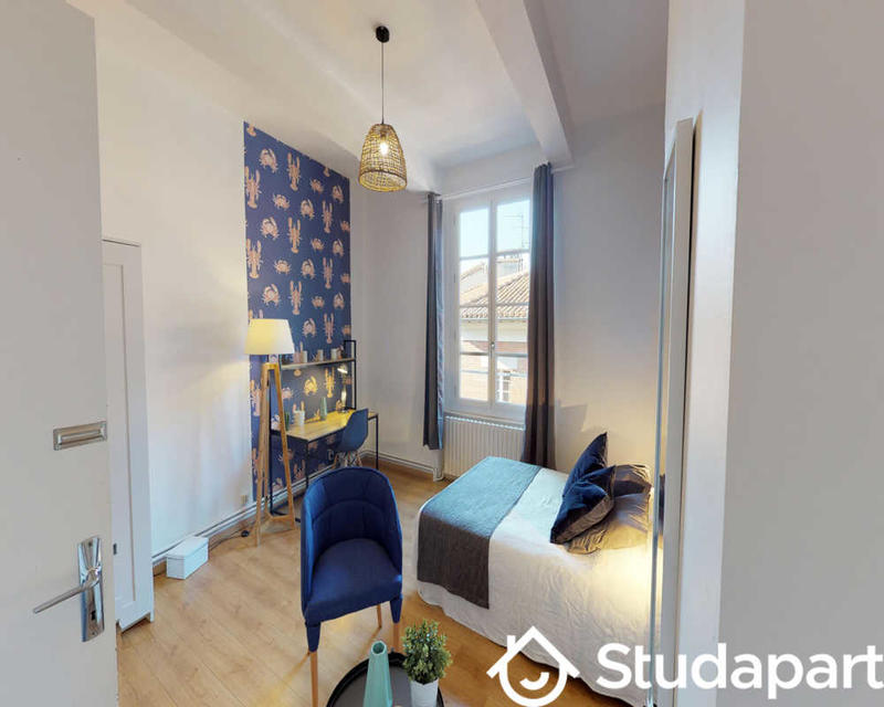 Chambre - 110 m² - 1 pièce