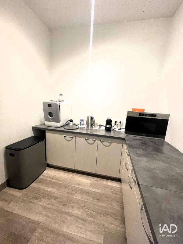 Bureau - 80 m² - 4 pièces