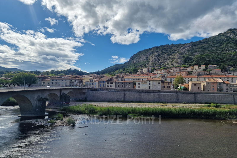 Maison - 190 m² - 12 pièces