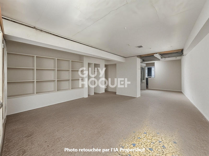 Local d'activités - 167 m² - 6 pièces