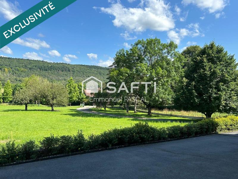 Maison de village - 295 m² - 15 pièces