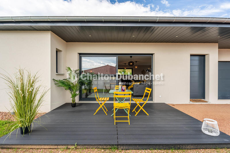 Maison - 100 m² - 5 pièces