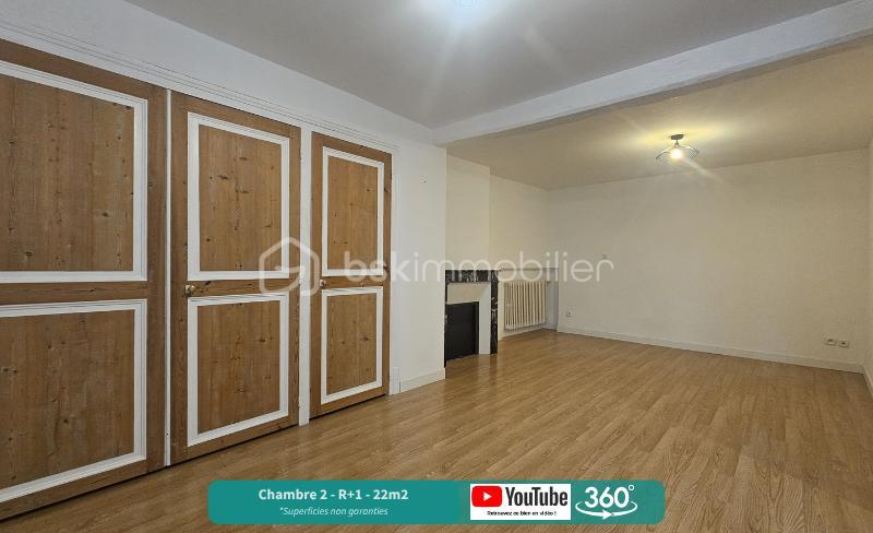 Maison traditionnelle - 226 m² - 7 pièces