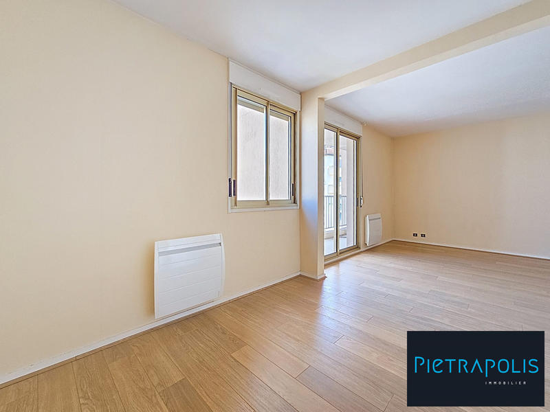 Appartement - 88 m² - 4 pièces