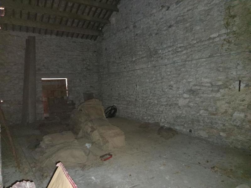 Corps de ferme - 370 m² - 10 pièces