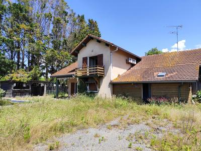 Maison - 200 m² - 8 pièces