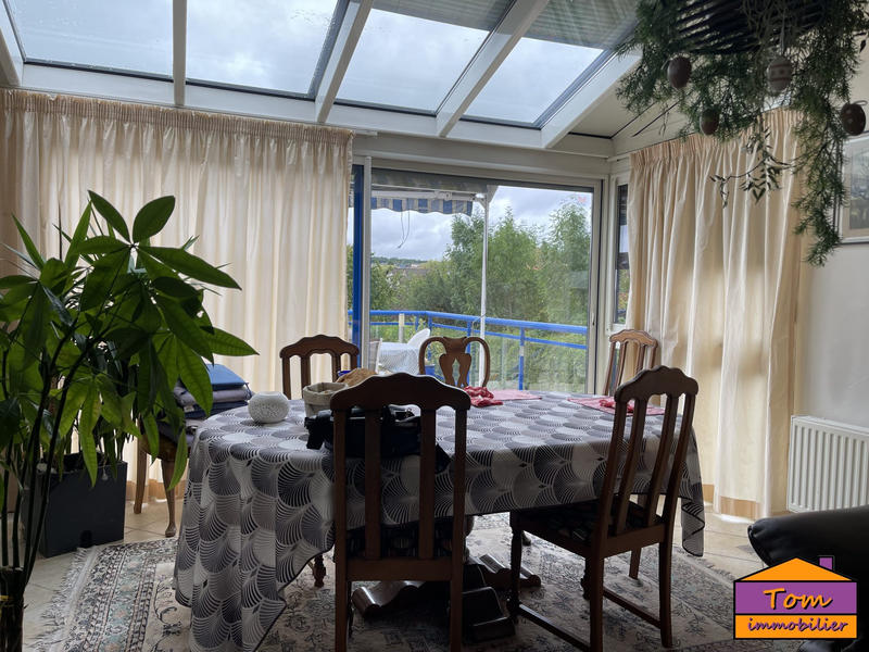 Maison - 273 m² - 12 pièces