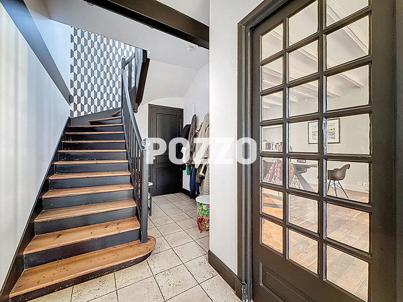 Maison - 190 m² - 8 pièces