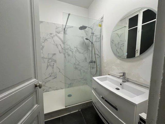 Appartement - 120 m² - 5 pièces