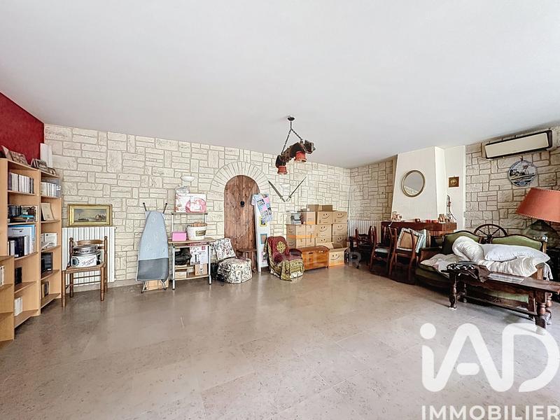 Maison - 200 m² - 7 pièces