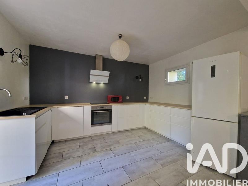 Appartement - 75 m² - 4 pièces