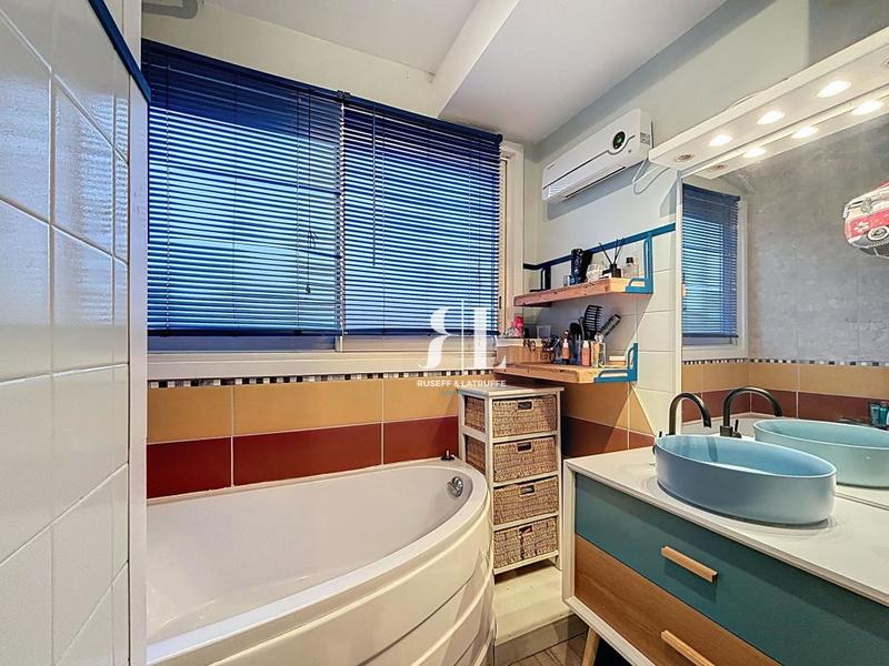 Maison - 148 m² - 5 pièces