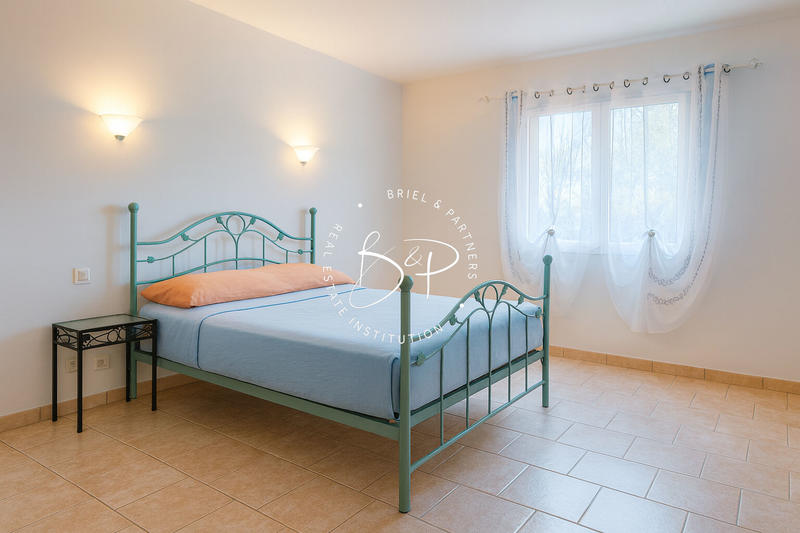 Maison - 143 m² - 5 pièces