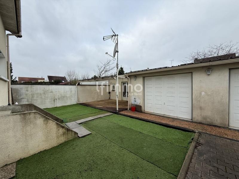 Immeuble - 150 m² - 8 pièces