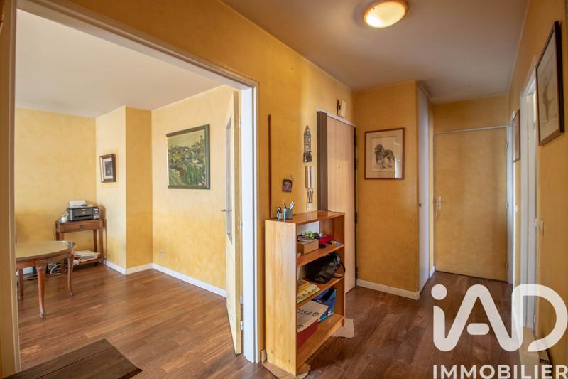 Appartement - 80 m² - 4 pièces