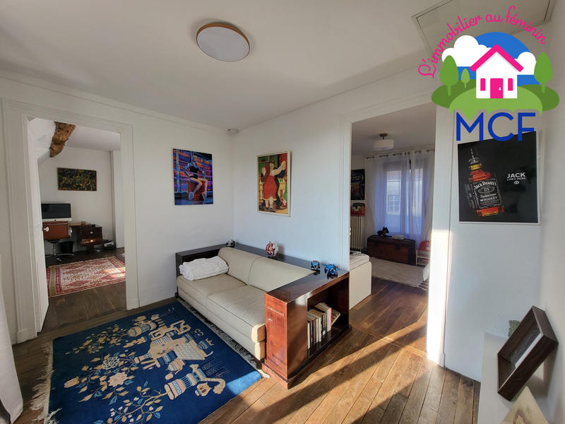 Maison ancienne - 229 m² - 8 pièces