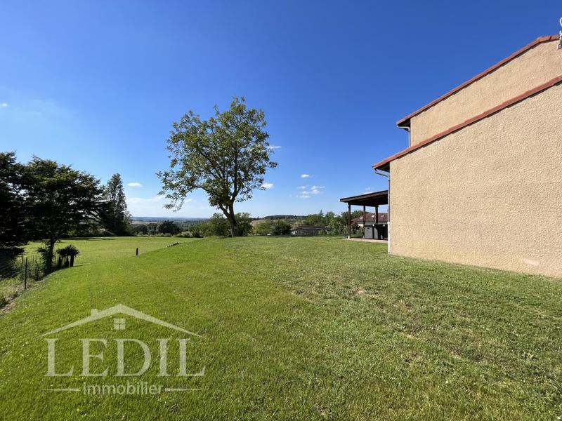 Maison de ville - 88 m² - 5 pièces