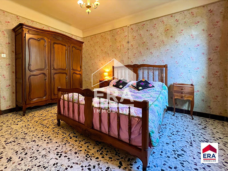 Maison - 167 m² - 6 pièces