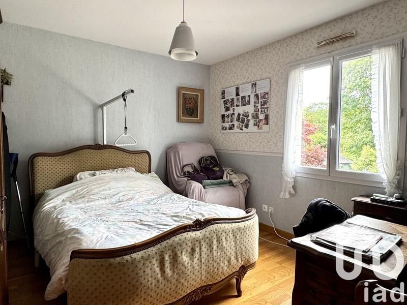 Maison - 210 m² - 7 pièces