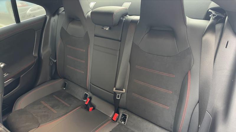 Mercedes Classe Cla 180 136 7g-Dct Amg Line - Première main Toit ouvrant