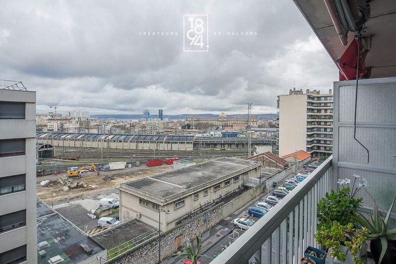 Appartement - 94 m² - 4 pièces