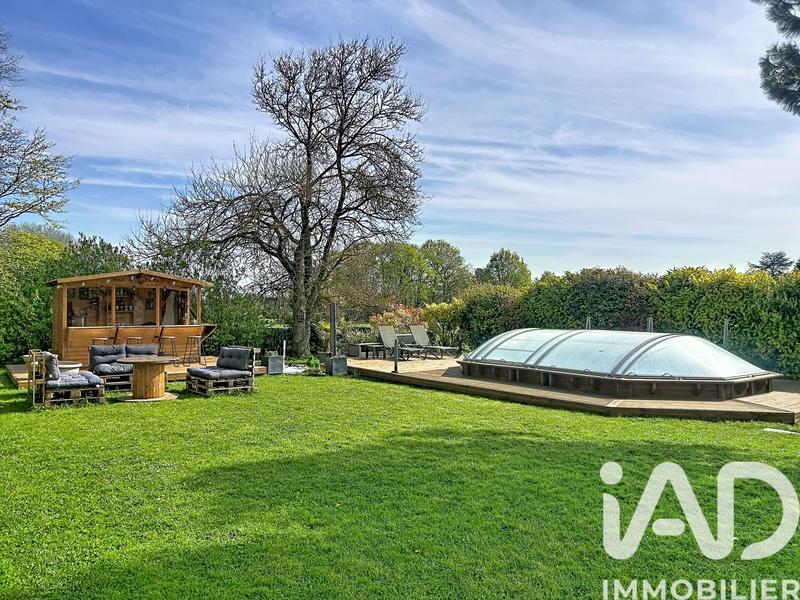 Maison - 184 m² - 8 pièces