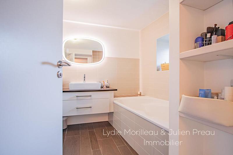 Appartement - 83 m² - 3 pièces