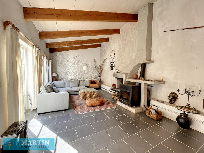 Mas - 191 m² - 6 pièces