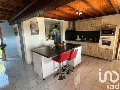 Maison - 190 m² - 8 pièces