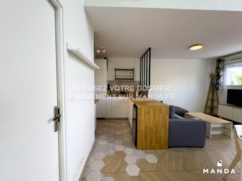 Chambre - 12 m² - 5 pièces