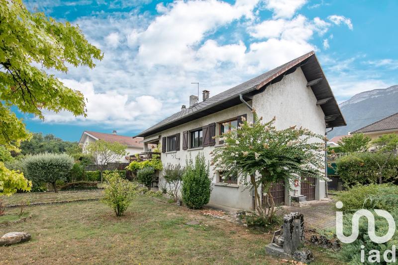 Maison - 99 m² - 4 pièces