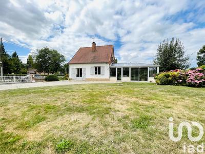 Maison - 139 m² - 8 pièces