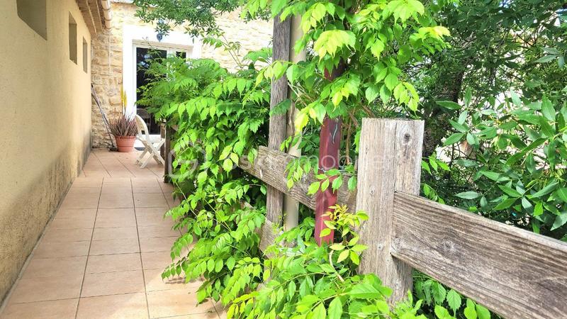 Mas - 150 m² - 7 pièces