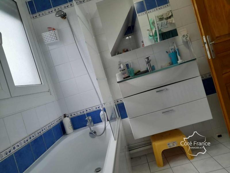 Maison - 85 m² - 4 pièces