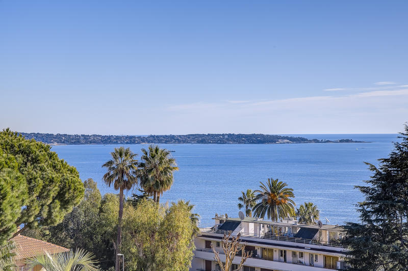 Appartement - 150 m² - 5 pièces