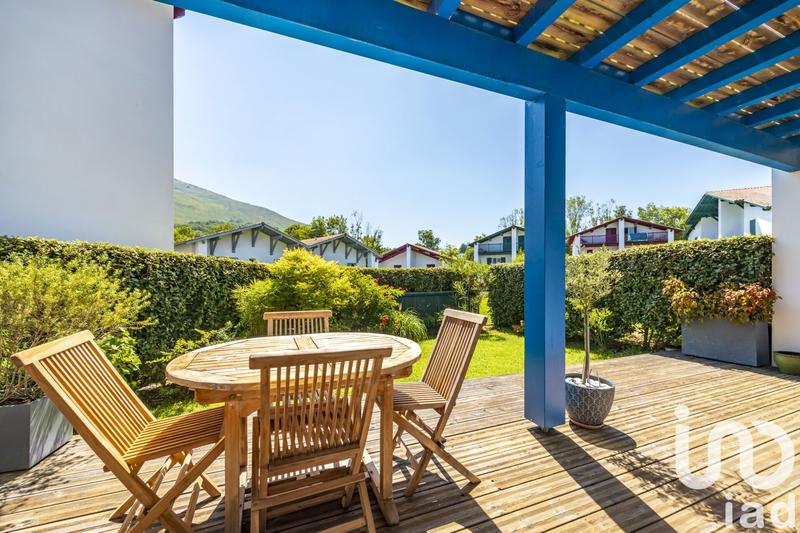 Maison - 93 m² - 5 pièces