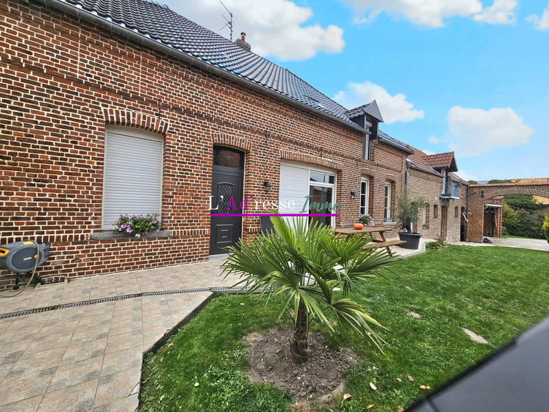 Maison - 183 m² - 10 pièces