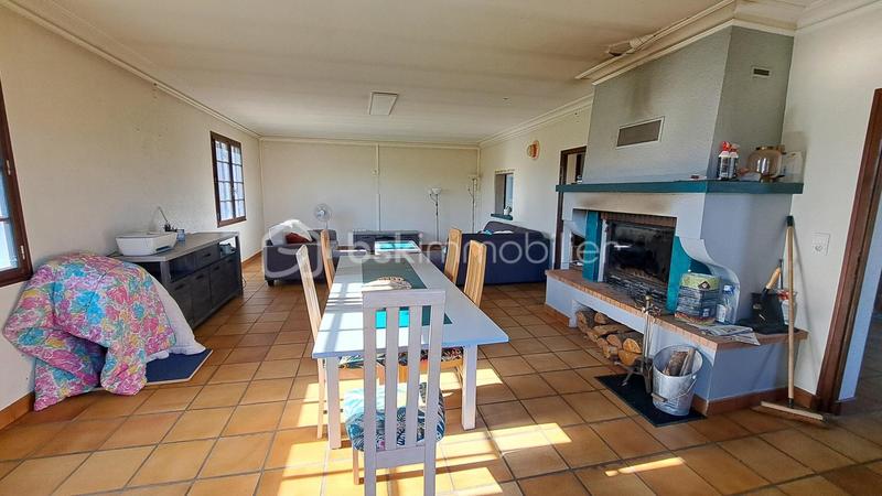 Maison - 177 m² - 5 pièces