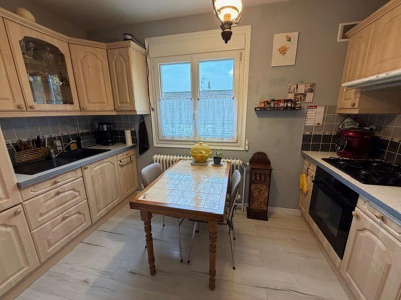 Maison - 93 m² - 5 pièces