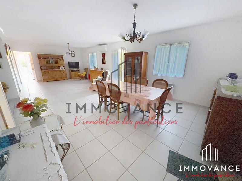 Villa - 200 m² - 6 pièces