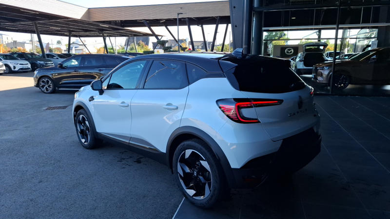 Renault Captur II techno E-Tech full hybrid 145