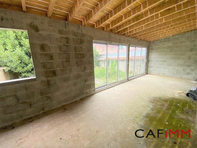 Appartement - 102 m² - 3 pièces