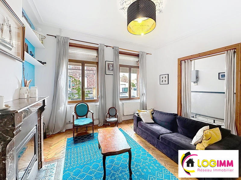 Maison - 170 m² - 9 pièces