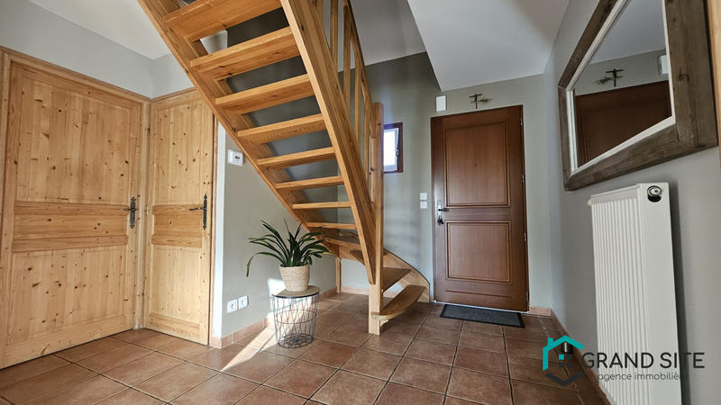 Maison - 141 m² - 6 pièces