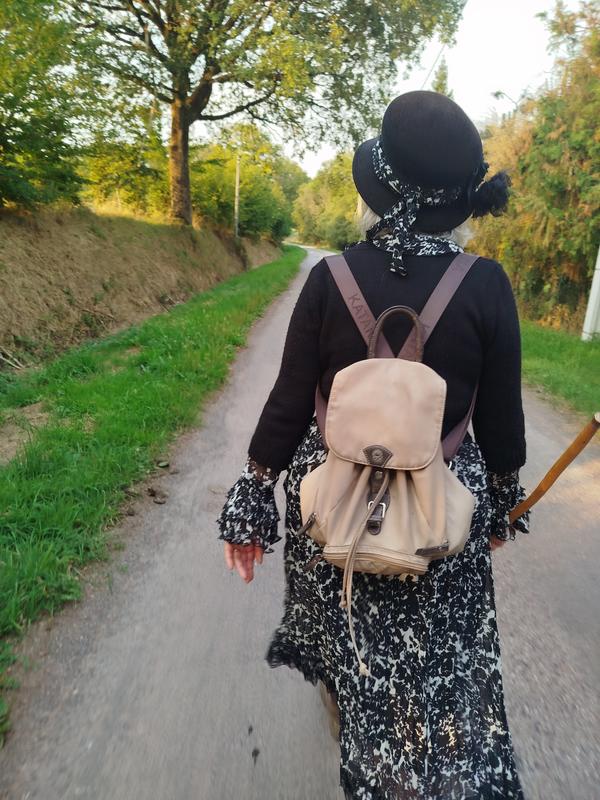 Balade au Crépuscule : Contes, Chantes et Musique en Brocéliande.