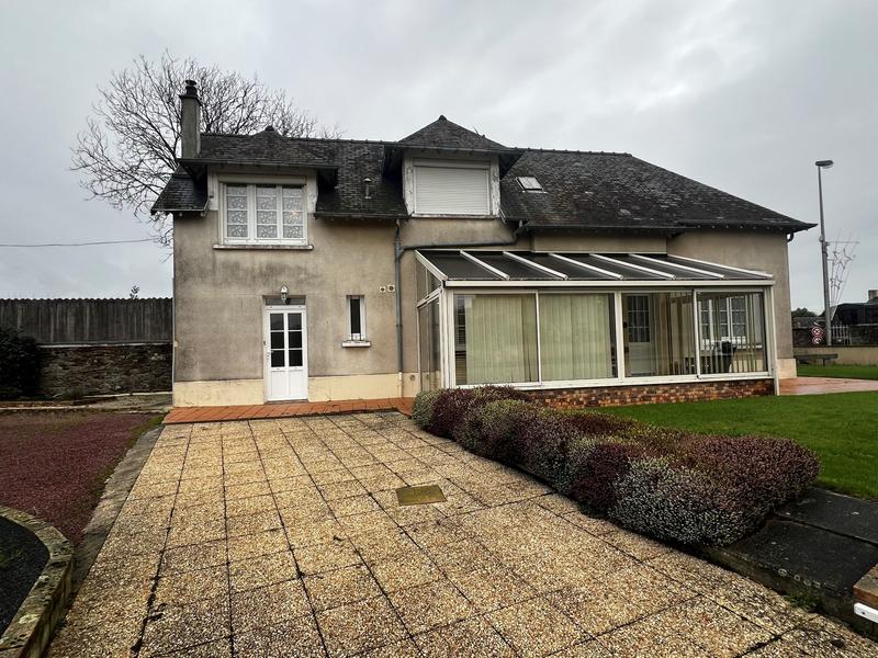 Maison - 122 m² - 5 pièces