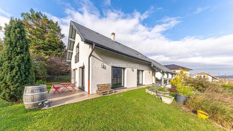 Maison - 147 m² - 5 pièces